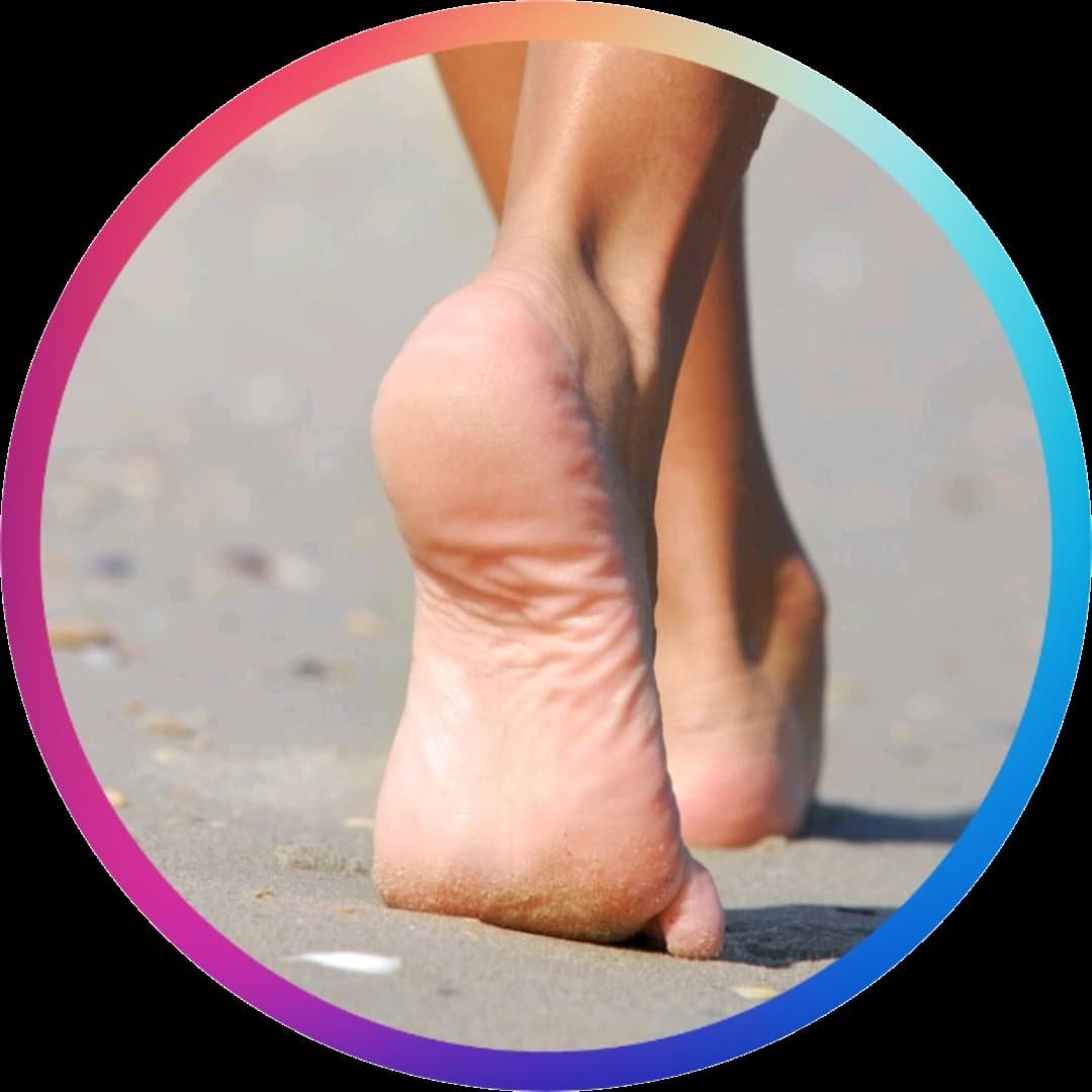 CAMINAR POR LA PLAYA